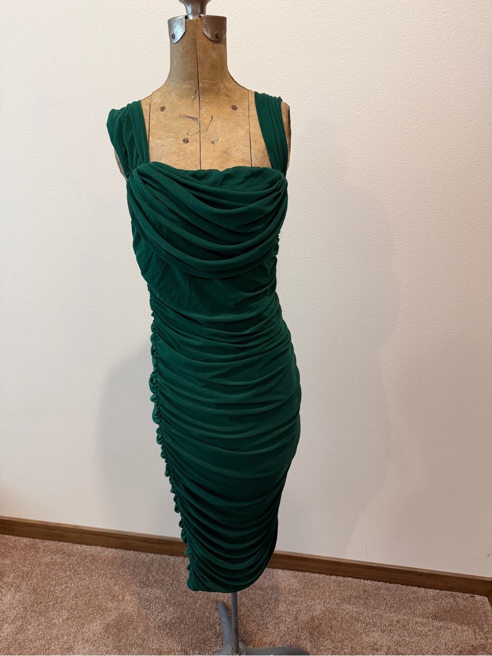 Sleeveless Emerald Ruched Midi Dress